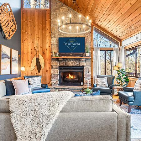 The Family Stone Luxe Cabin Sleeps 12 Hot Tub Dogfriendly Dollywood Pigeon Forge Exteriör bild
