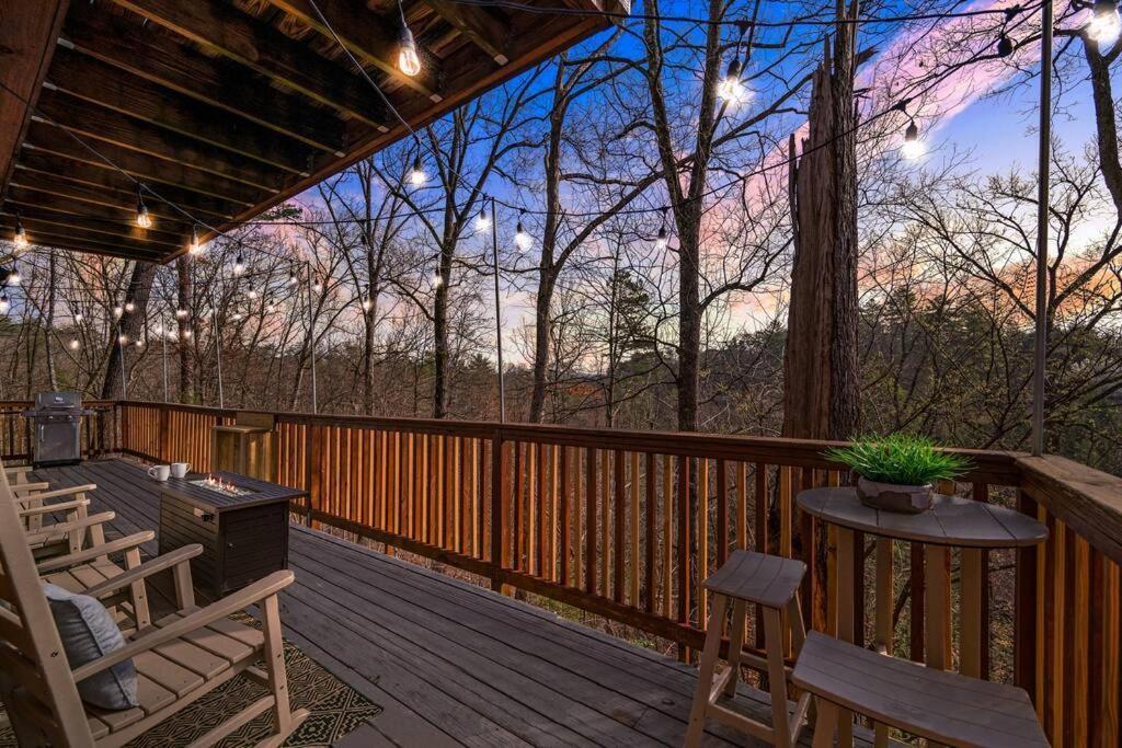 The Family Stone Luxe Cabin Sleeps 12 Hot Tub Dogfriendly Dollywood Pigeon Forge Exteriör bild