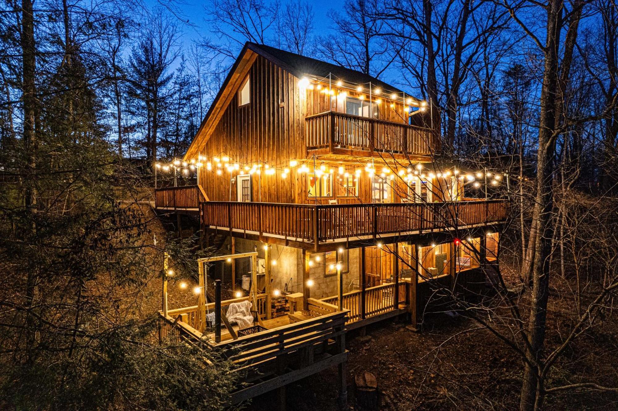 The Family Stone Luxe Cabin Sleeps 12 Hot Tub Dogfriendly Dollywood Pigeon Forge Exteriör bild