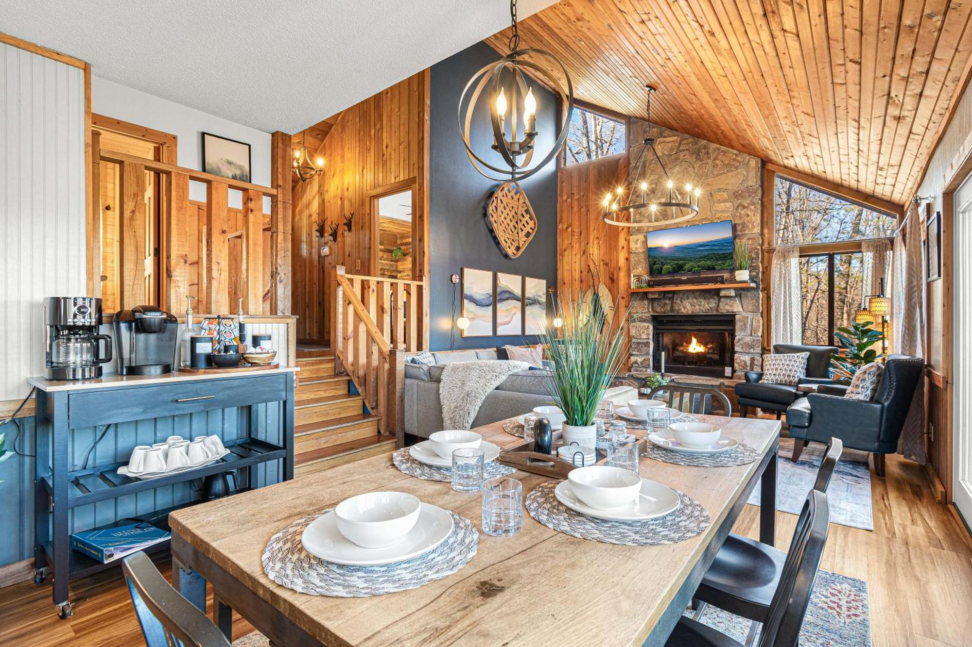 The Family Stone Luxe Cabin Sleeps 12 Hot Tub Dogfriendly Dollywood Pigeon Forge Exteriör bild