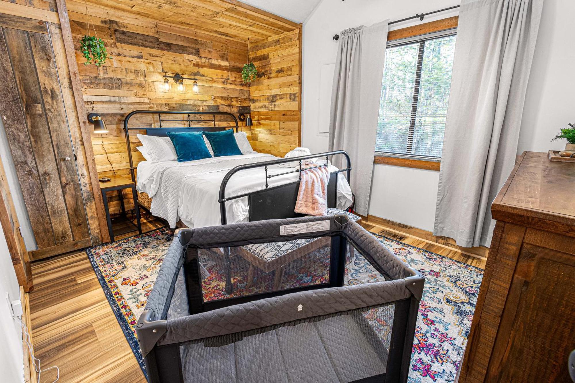 The Family Stone Luxe Cabin Sleeps 12 Hot Tub Dogfriendly Dollywood Pigeon Forge Exteriör bild