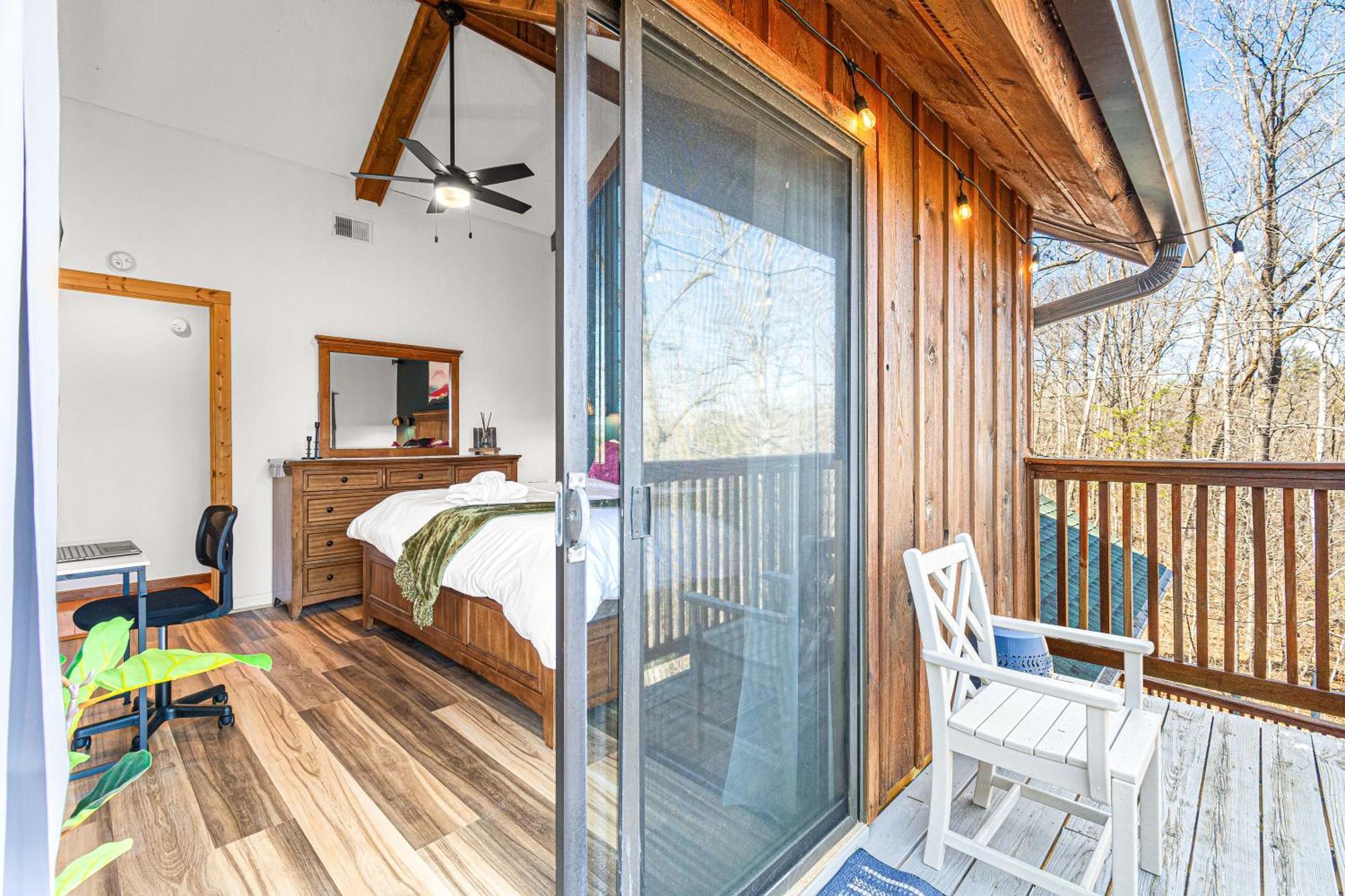 The Family Stone Luxe Cabin Sleeps 12 Hot Tub Dogfriendly Dollywood Pigeon Forge Exteriör bild